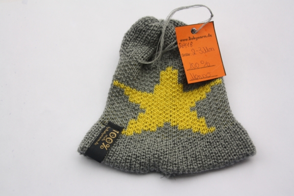 Beanie Grau Stern Gelb