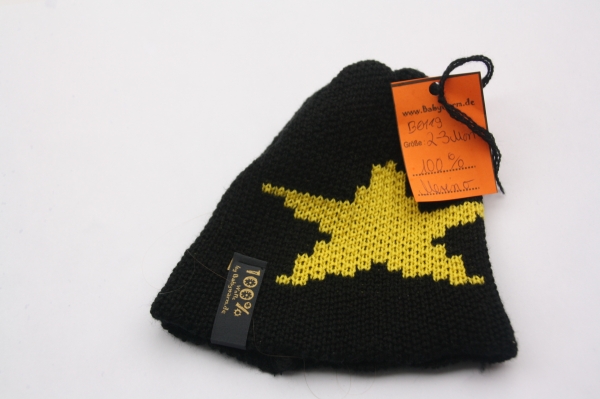 Beanie Schwarz Stern Gelb
